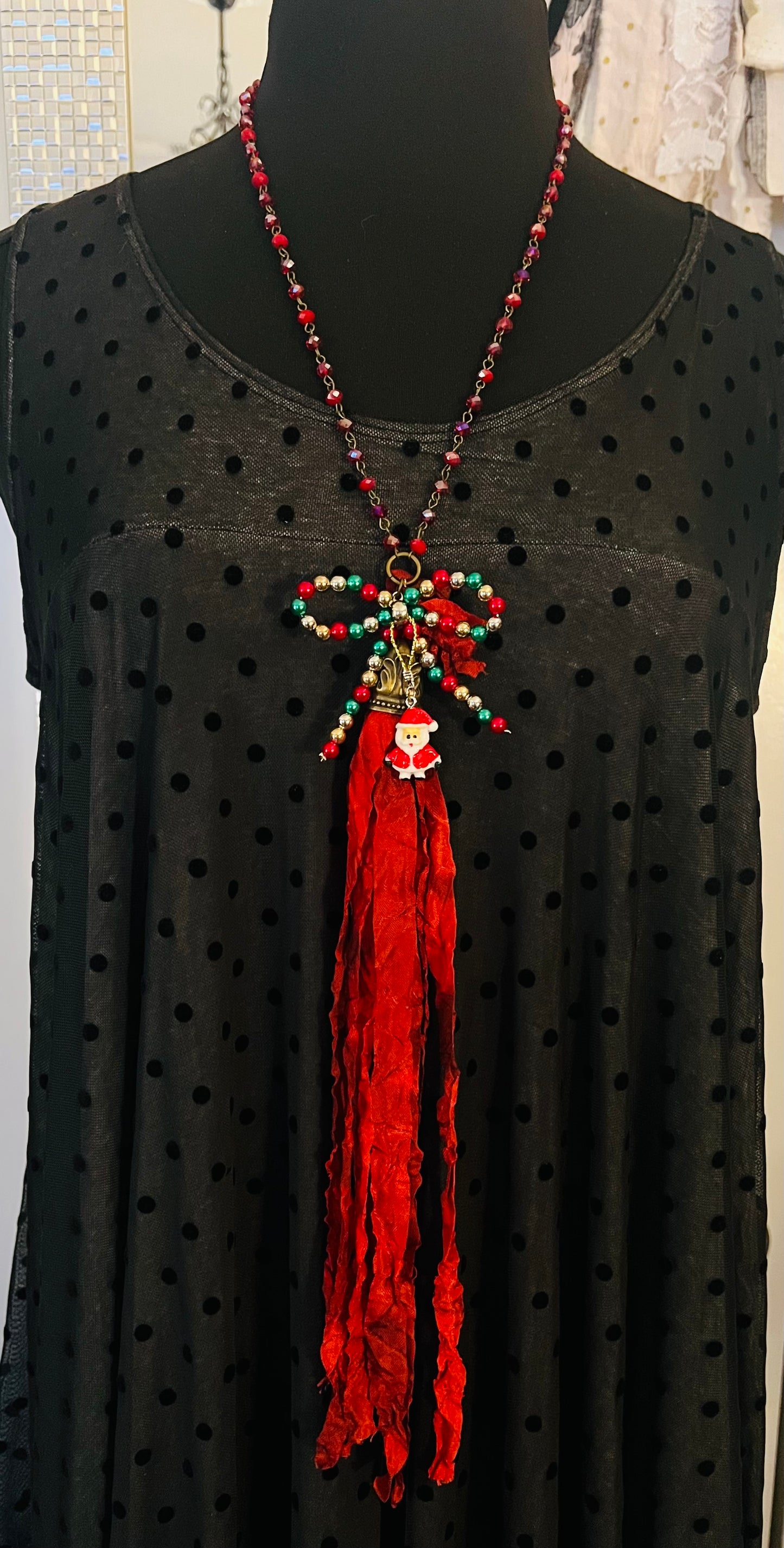 Santa Bow Necklace
