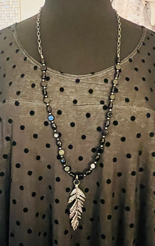 Feather Beauty Necklace