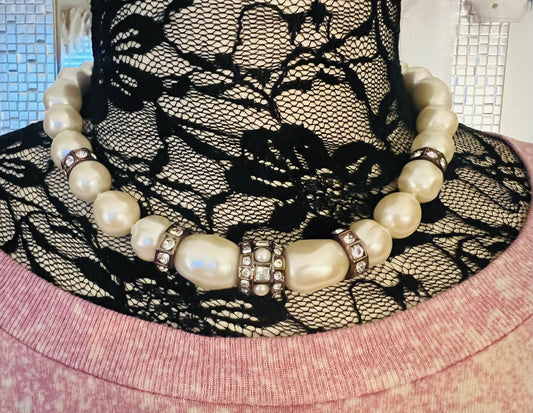 Elegant Choker Necklace