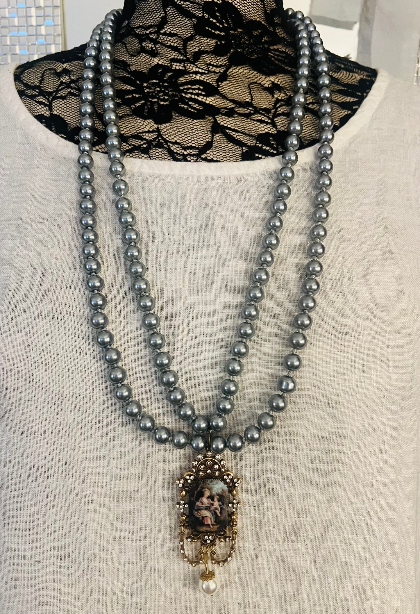 Picturesque Necklace