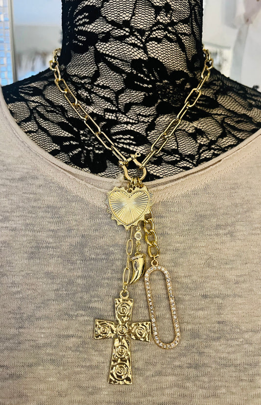 Cross My Heart Lariat Neckklace