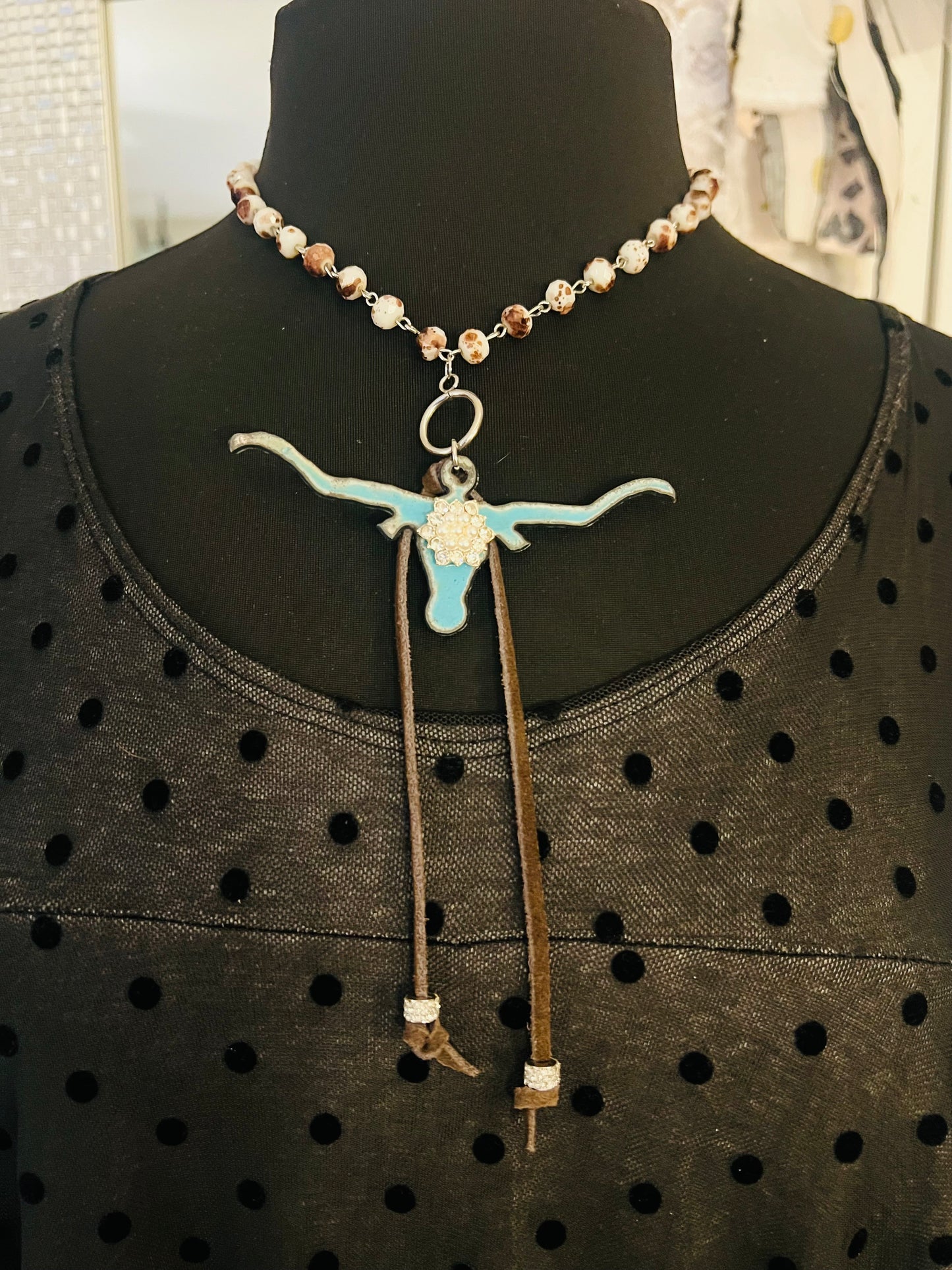 Longhorn Choker