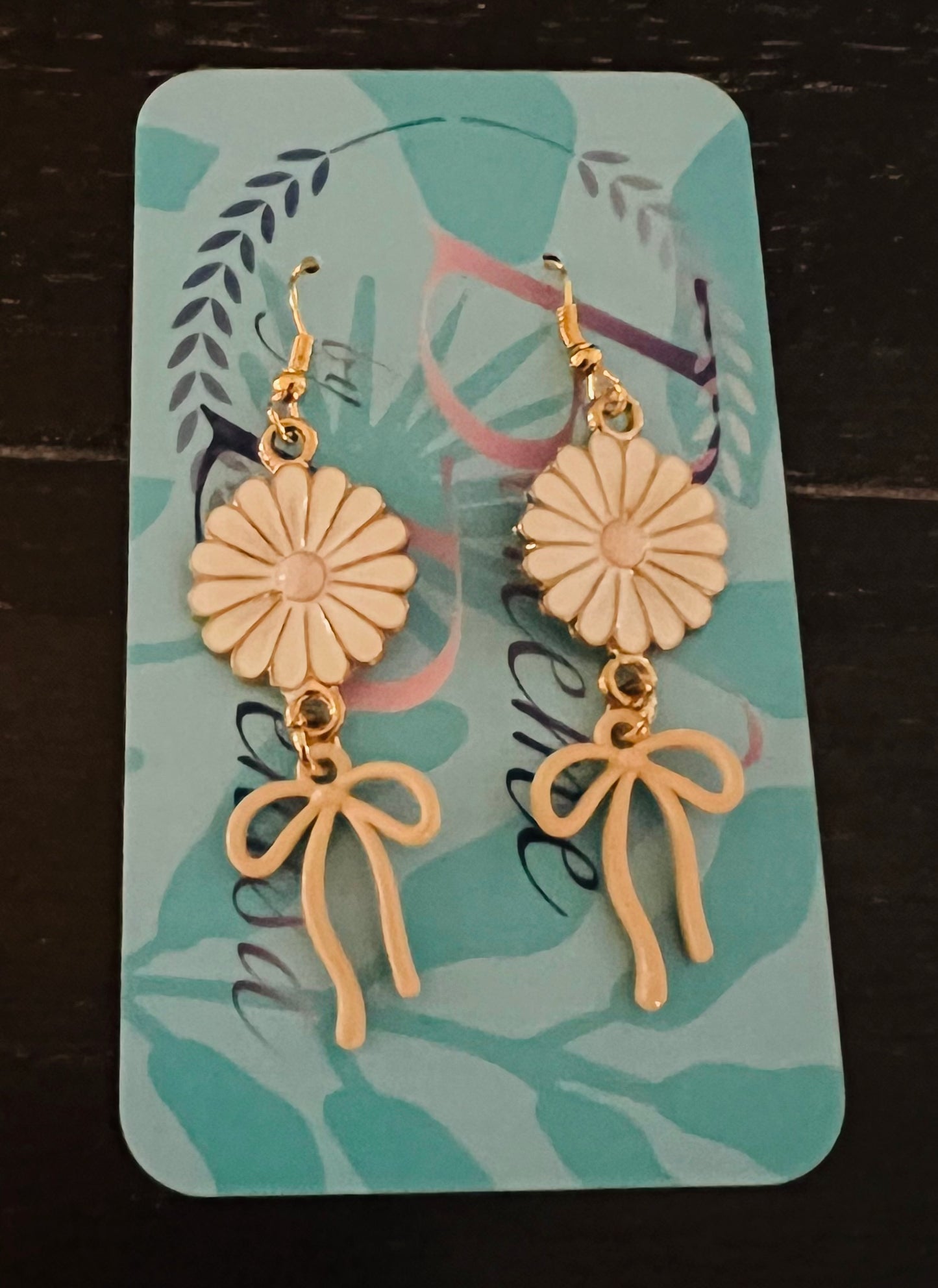 Daisy Bow Earrings